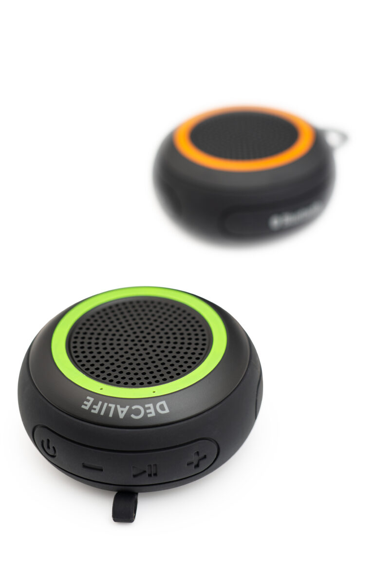 Amazing Waterproof Speaker Decalife ST-1 Product Review